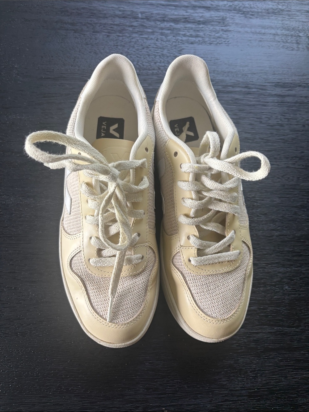 Veja V-10 J-mesh Jute Cream Sneakers